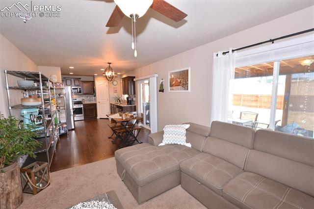 6185 Mumford Drive