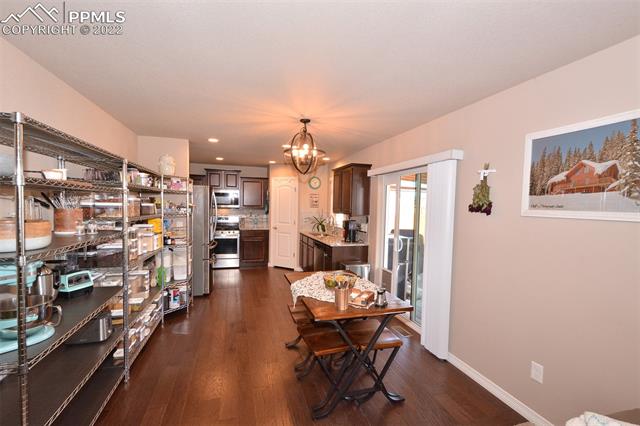 6185 Mumford Drive