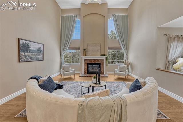 4817 Templeton Gap Road