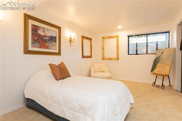 5298 Pony Creek Circle