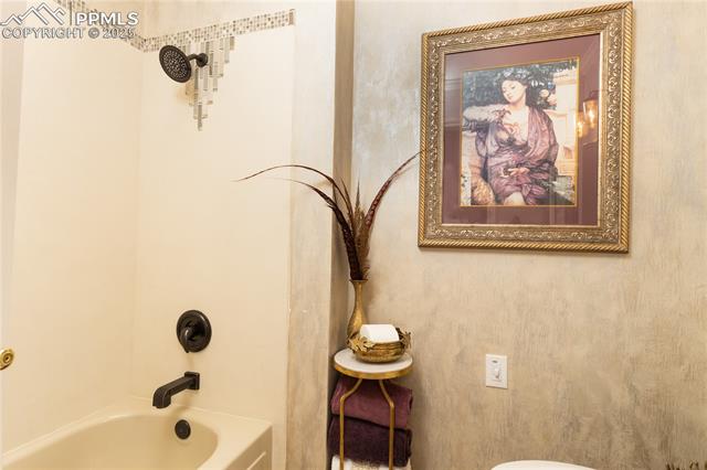 5298 Pony Creek Circle