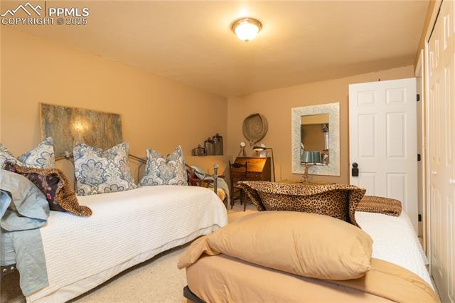 5298 Pony Creek Circle