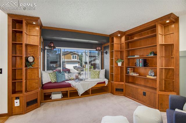 15205 Chelmsford Street