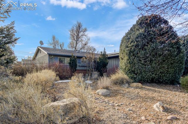1403 Yosemite Drive