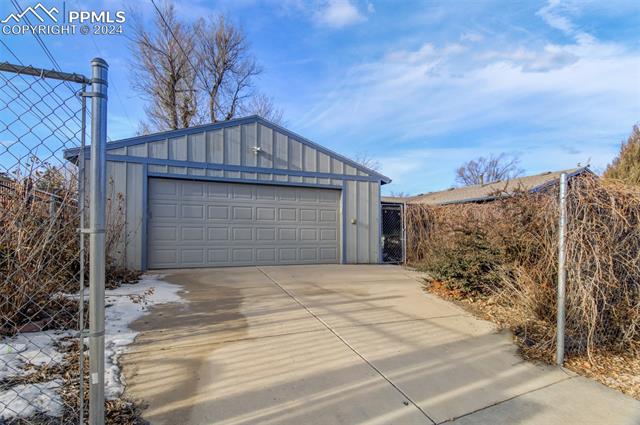 1403 Yosemite Drive