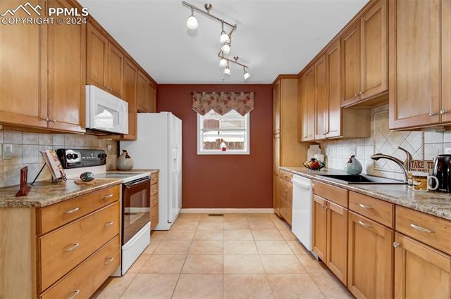 1403 Yosemite Drive