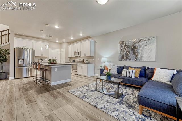 1734 Peak Prairie Lane