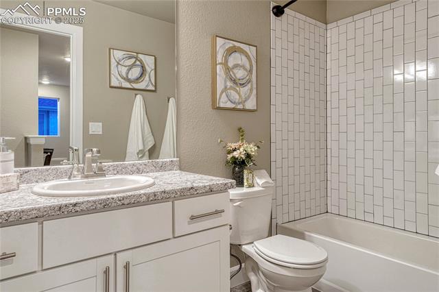 1734 Peak Prairie Lane