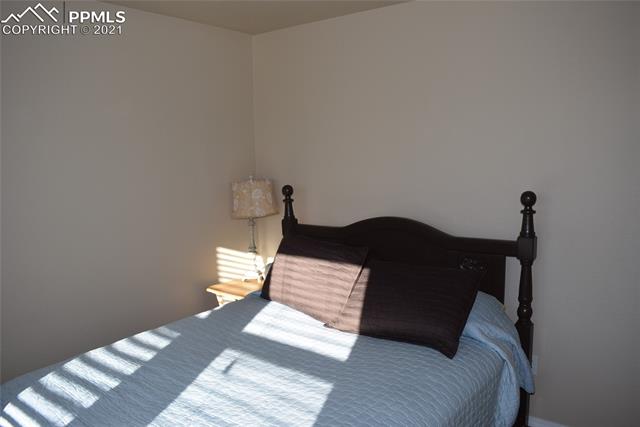 5947 Cumbre Vista Way