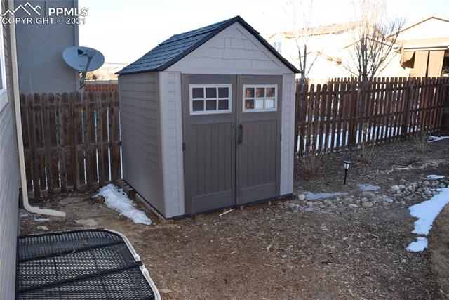 5947 Cumbre Vista Way