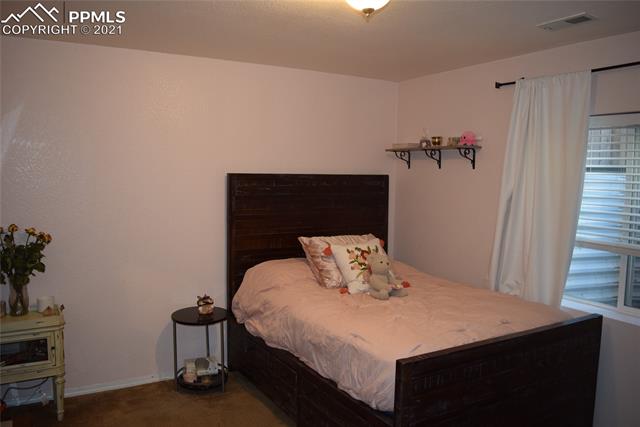 5947 Cumbre Vista Way