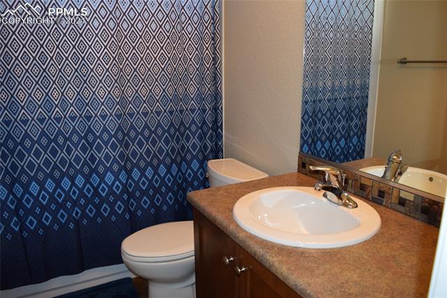 5947 Cumbre Vista Way