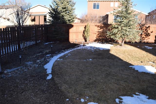 5947 Cumbre Vista Way