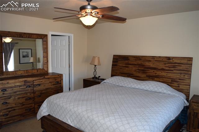 5947 Cumbre Vista Way