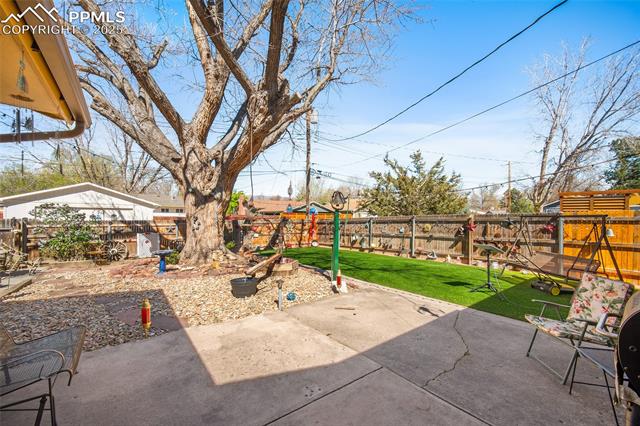 2814 Virginia Avenue