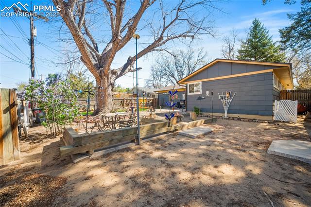 2814 Virginia Avenue