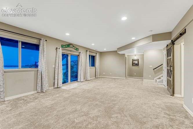 2543 Lakes Edge Drive