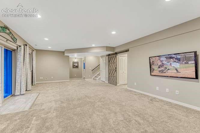 2543 Lakes Edge Drive
