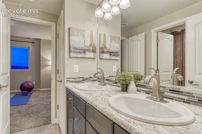2543 Lakes Edge Drive