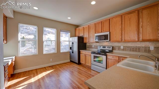 2343 St Claire Drive