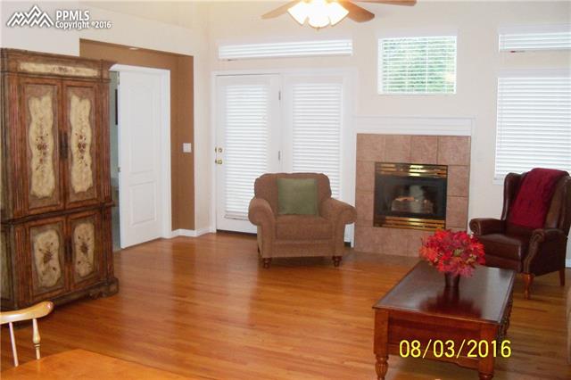 4450 Spiceglen Drive