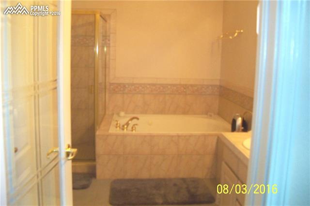 4450 Spiceglen Drive