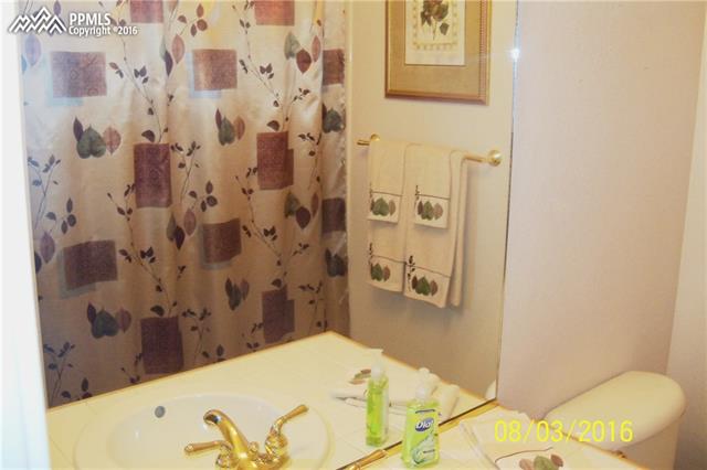 4450 Spiceglen Drive