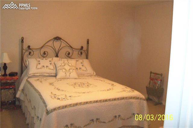 4450 Spiceglen Drive