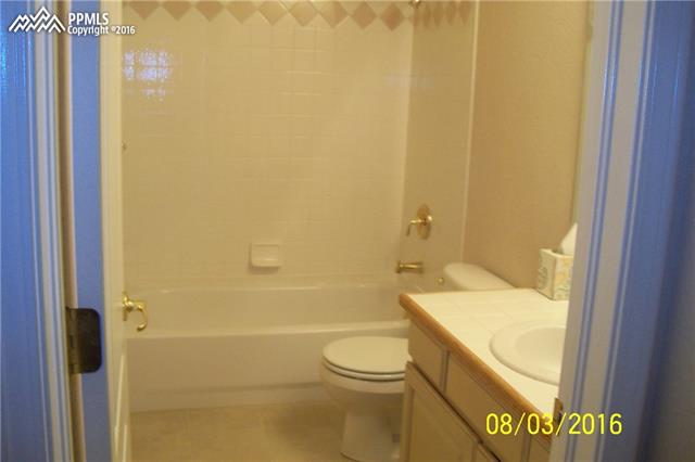 4450 Spiceglen Drive