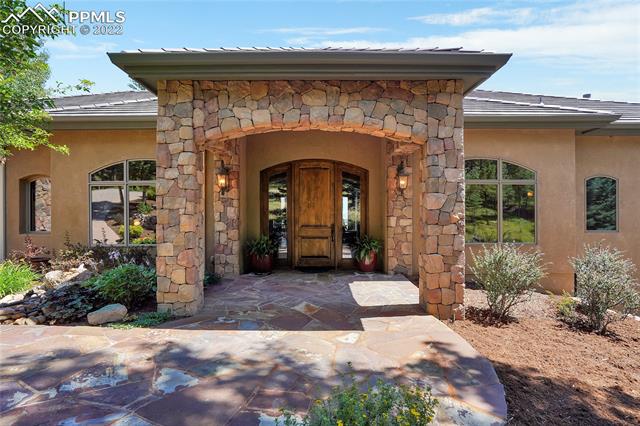 1155 High Lake View