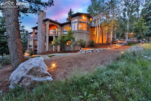 1155 High Lake View