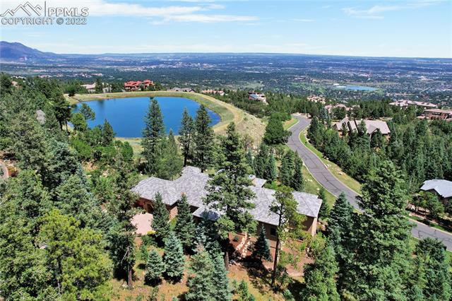 1155 High Lake View