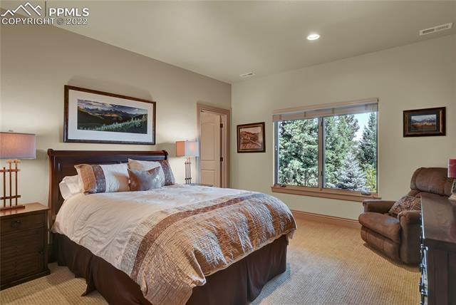 1155 High Lake View