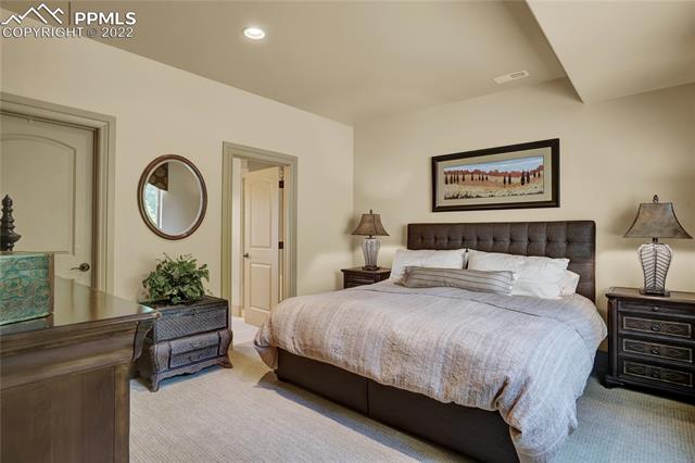 1155 High Lake View