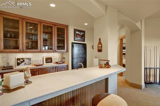 1155 High Lake View