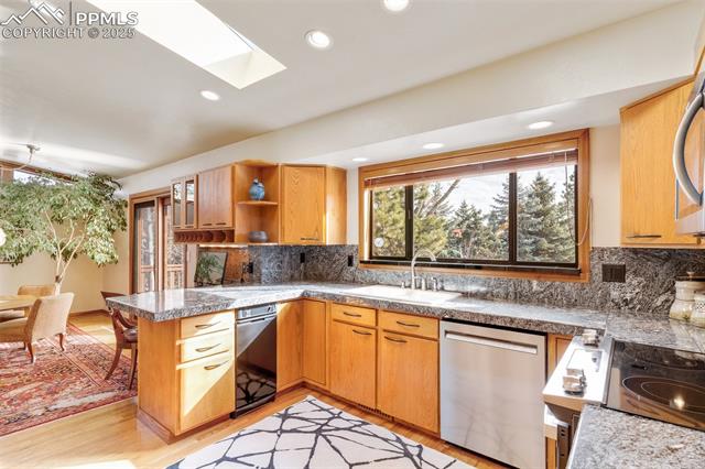 3105 Springdowns Place