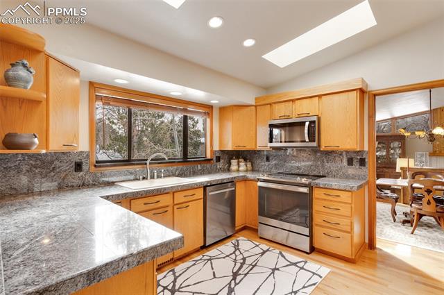 3105 Springdowns Place