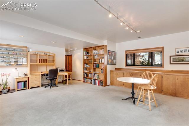 3105 Springdowns Place