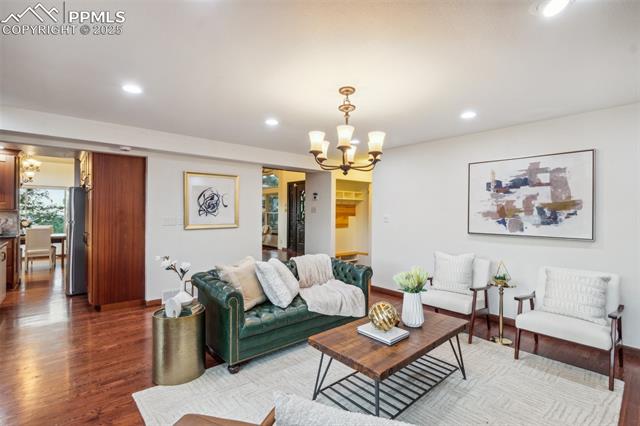 130 Mobray Court