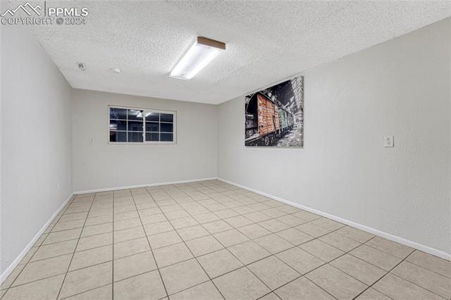 6917 Millbrook Circle