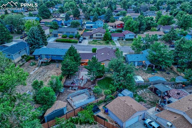 6917 Millbrook Circle