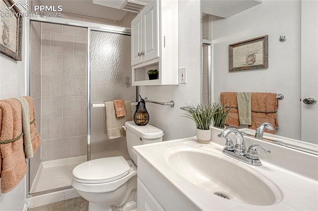 6917 Millbrook Circle