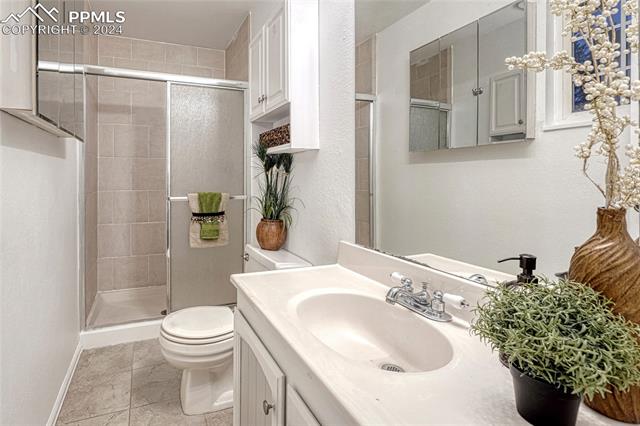 6917 Millbrook Circle