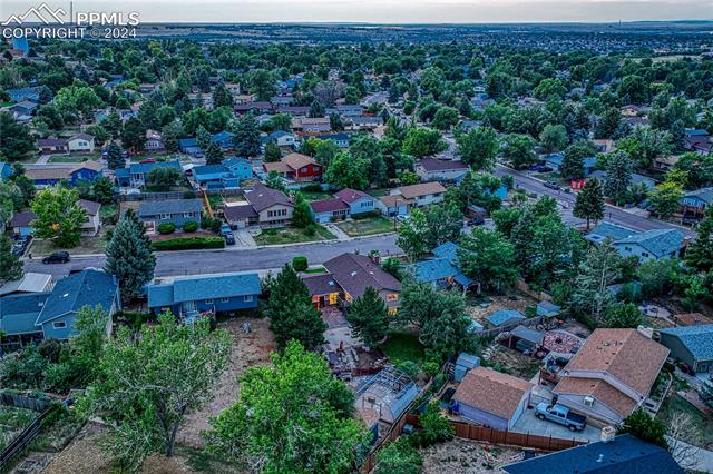 6917 Millbrook Circle