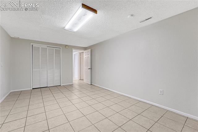 6917 Millbrook Circle