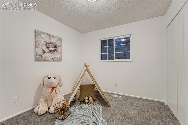 6917 Millbrook Circle