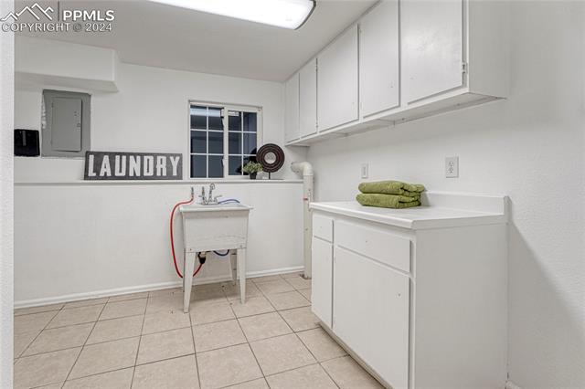 6917 Millbrook Circle