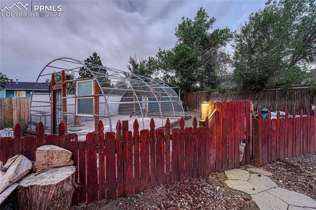 6917 Millbrook Circle