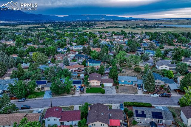 6917 Millbrook Circle