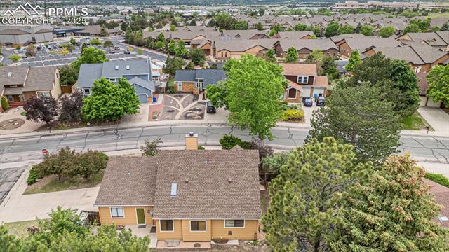 8445 Williamsburg Drive